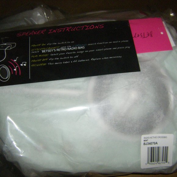 Betsey Johnson Kitsch Radio Active Mint Crossbody Bag BJ34070A New Sealed - Picture 12 of 13